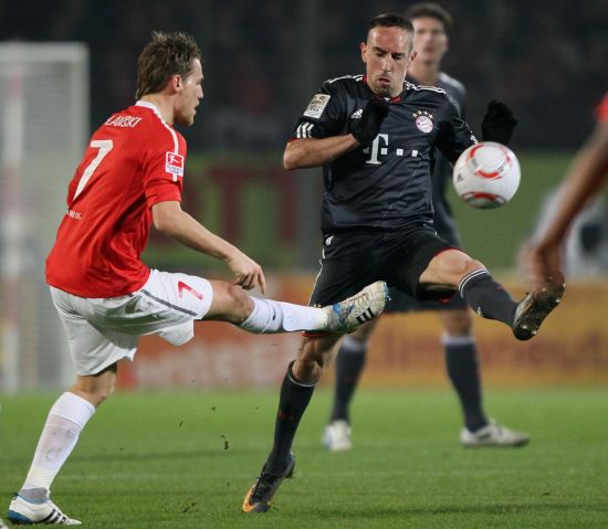 着巨大影响 着巨大影响